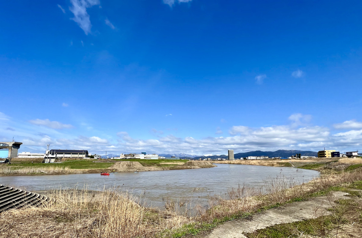 5820f0f8fd5848088e6f4a0bb16de190_1